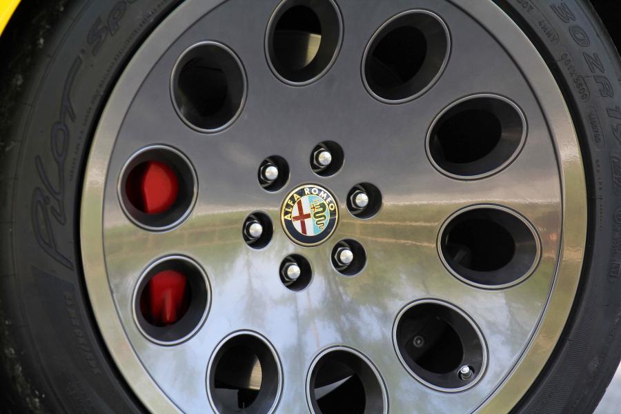 Колеса Alfa Romeo TZ3 Stradale (03) 2012 года  (фото 3 из 31)
